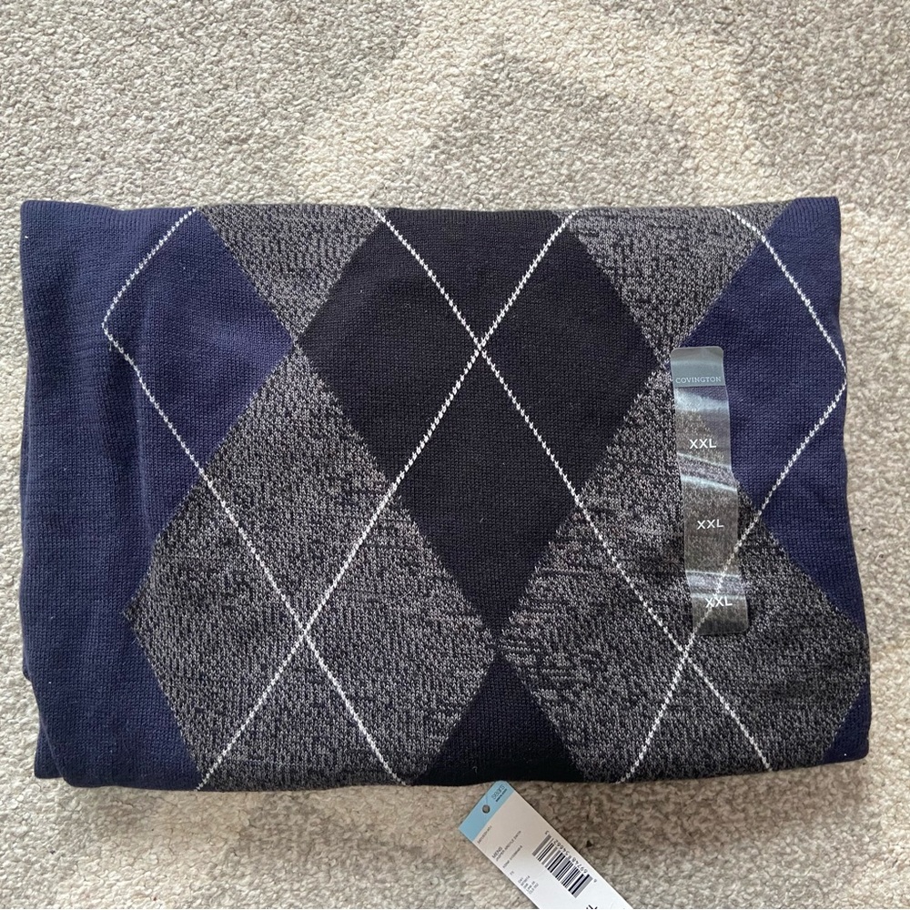 Men’s Argyle Sweater - NWT